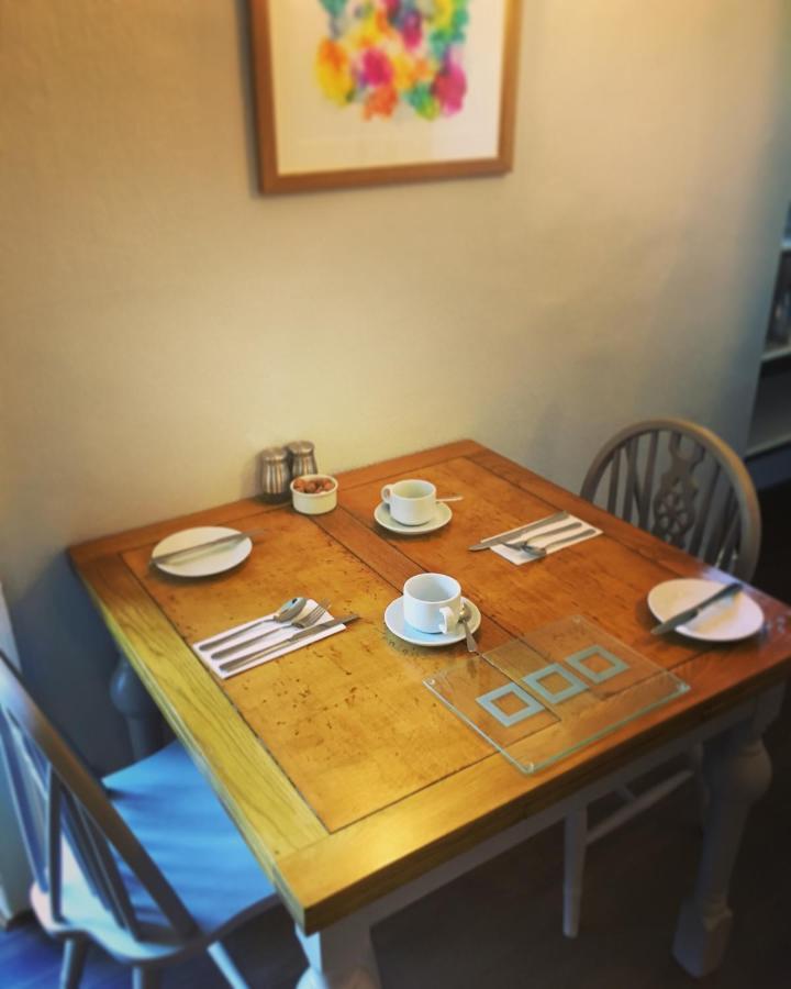 The Greyhound Inn Bedale Bagian luar foto